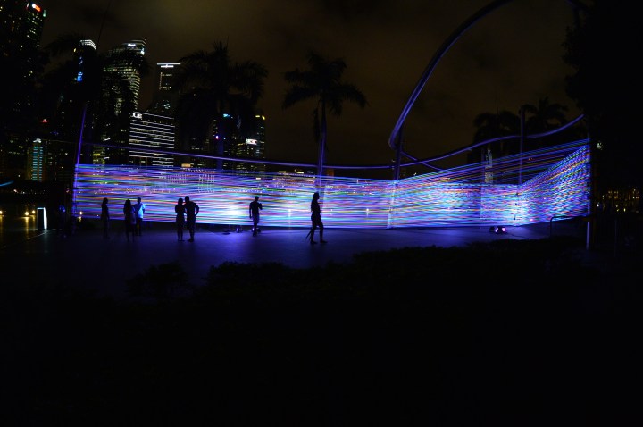 Horizontal Interference by Katarzyna Malejka &amp; Joachim Slugocki. Image courtesy of i Light Marina Bay 2017.
