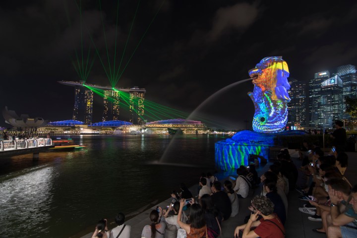 The Body of the Sea by Danny Rose Collective. Image Courtesy of i Light Marina Bay 2017.