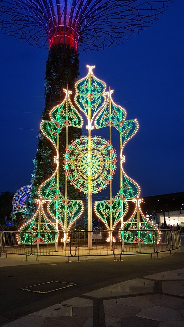 Christmas Wonderland 2017 - Luminarie 13m tall Christmas 'tree' 1 (1).jpg